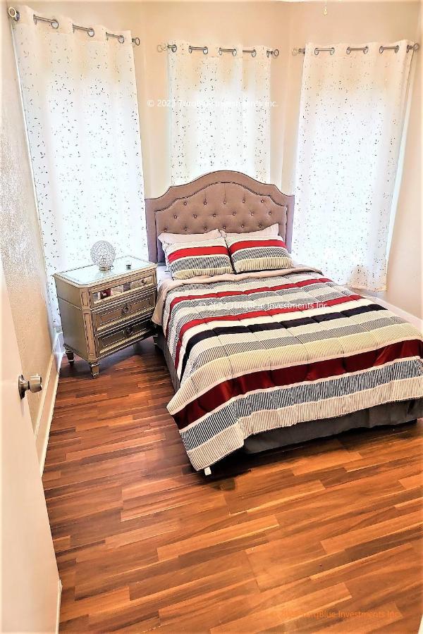 Casaazul-2605B-Pleasure Pier & Beach A Block Away- 3Bed 2Bath 7 Beds- 7 Minutes To Cruise Terminal 加尔维斯敦 外观 照片