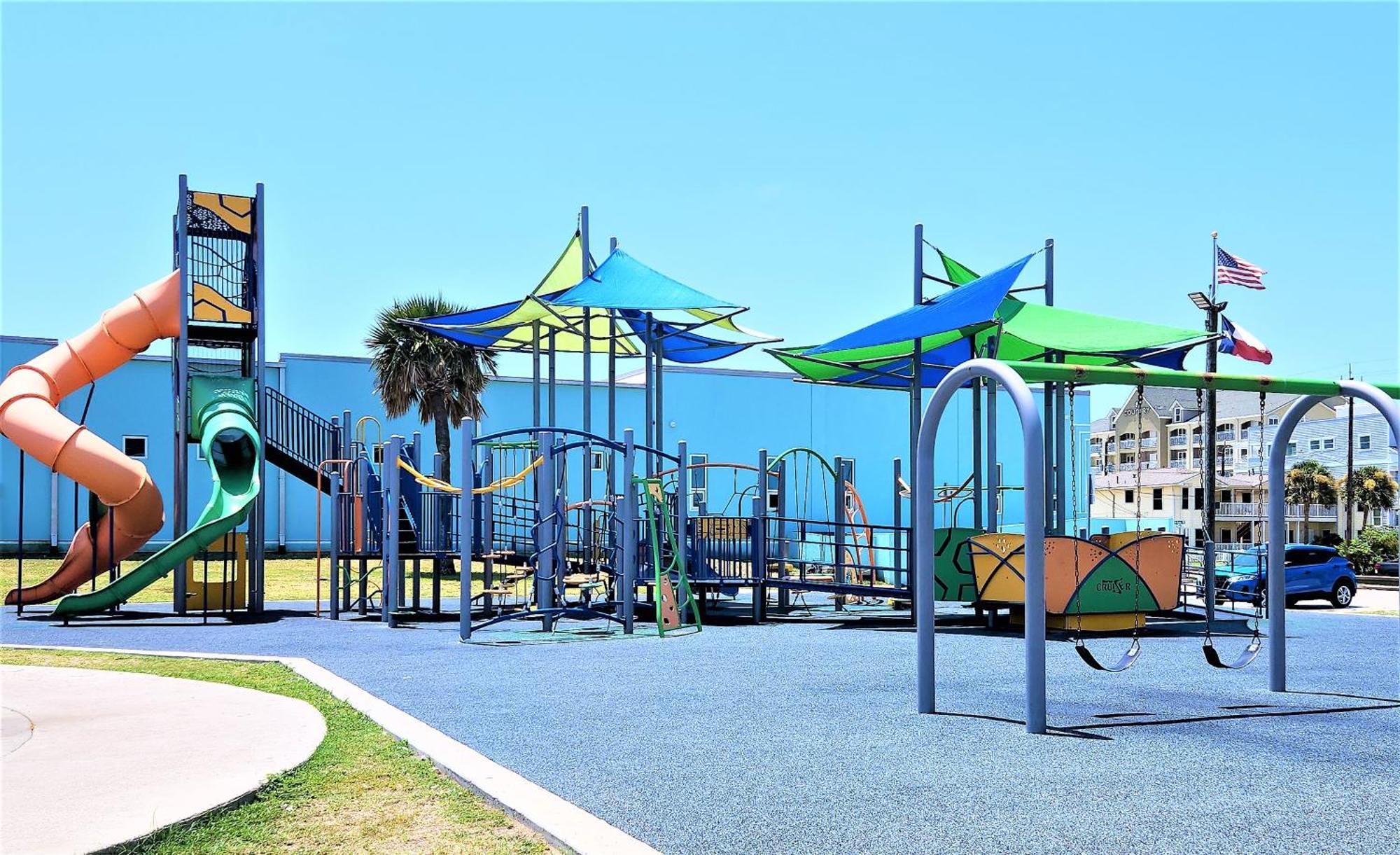 Casaazul-2605B-Pleasure Pier & Beach A Block Away- 3Bed 2Bath 7 Beds- 7 Minutes To Cruise Terminal 加尔维斯敦 外观 照片