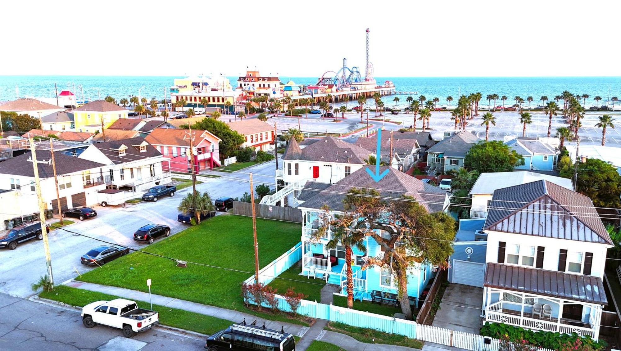 Casaazul-2605B-Pleasure Pier & Beach A Block Away- 3Bed 2Bath 7 Beds- 7 Minutes To Cruise Terminal 加尔维斯敦 外观 照片